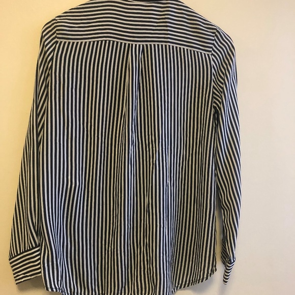 Zara blue & white stiped blouse - Picture 5 of 6